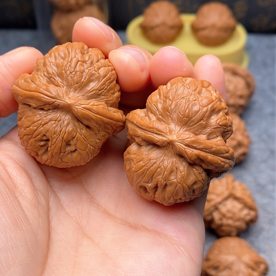 文玩核桃把件元宝39粗棱