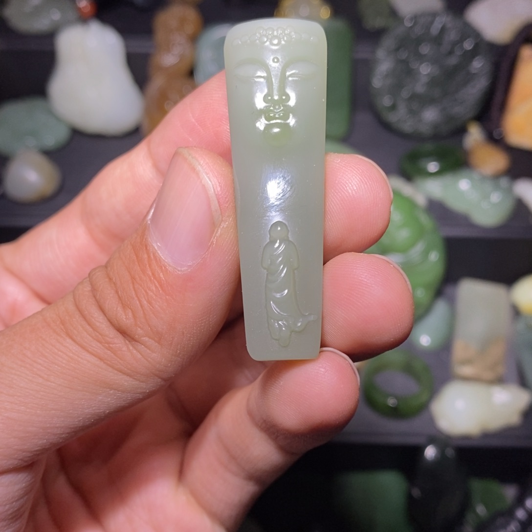 颈饰未镶嵌和田玉