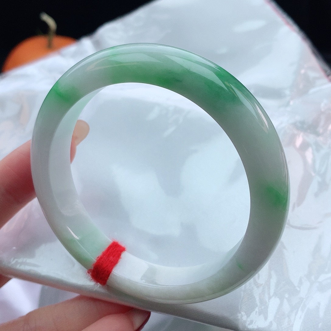 翡翠手镯未镶嵌57圈口882319