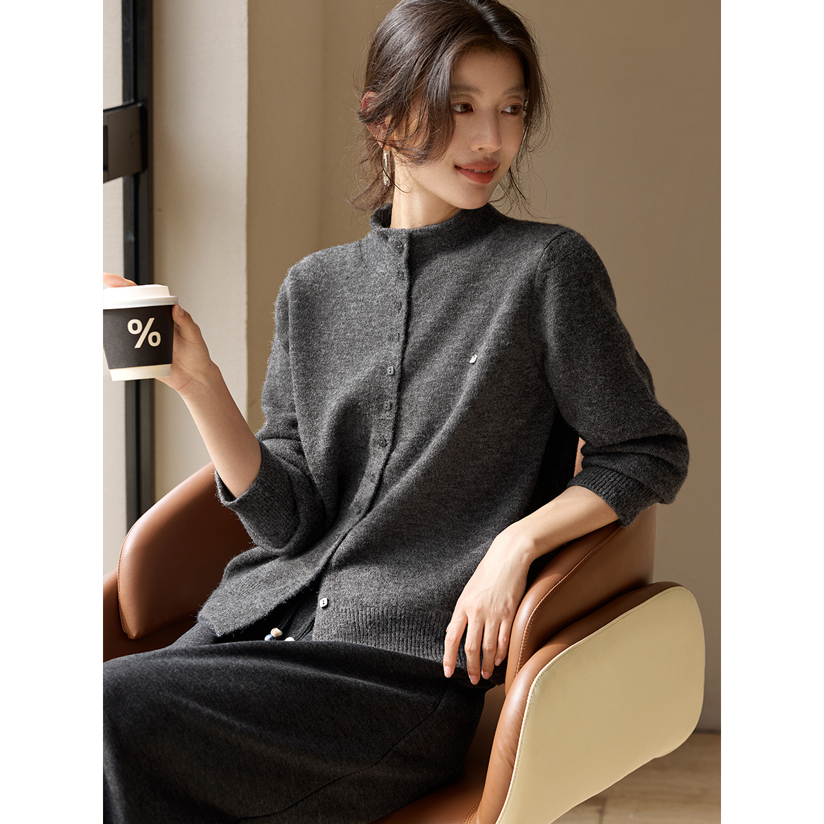 XWI/欣未【半高领安迪绒针织衫】25秋冬单排多扣保暖臻品毛衣6578
