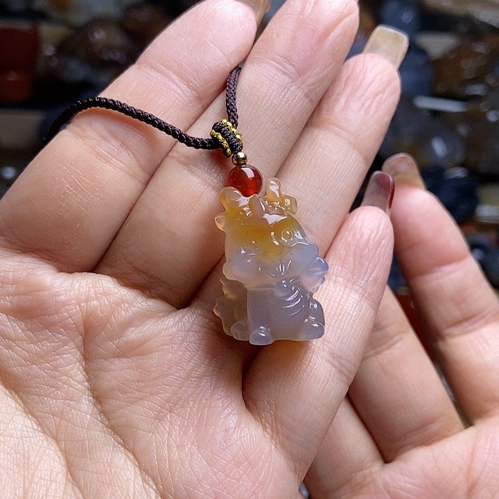 玛瑙/玉髓颈饰未镶嵌