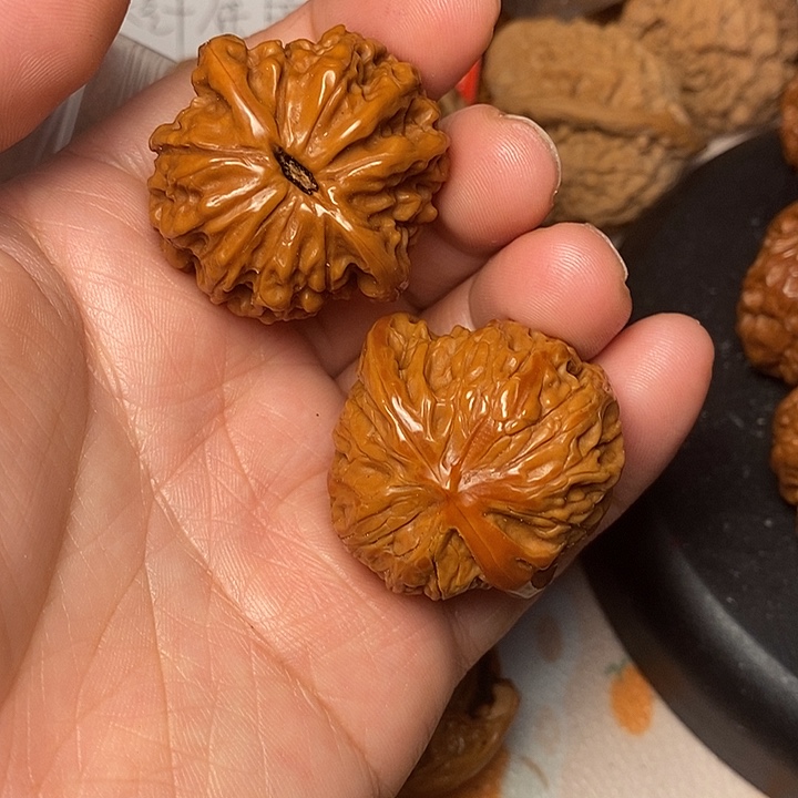 微***来文玩核桃把件磨36