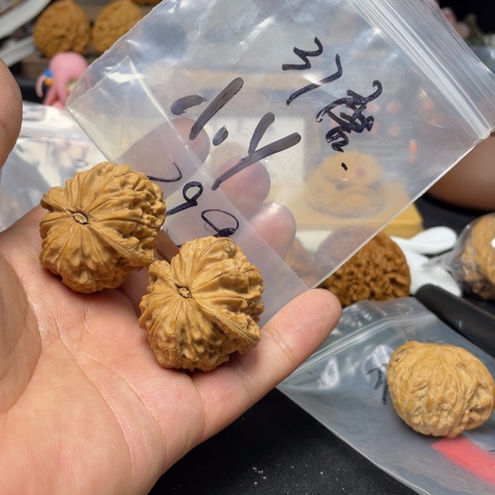 文玩核桃把件小****?磨盘