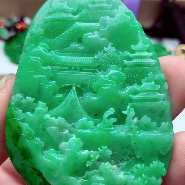 翡翠未镶嵌吊坠(不含链)