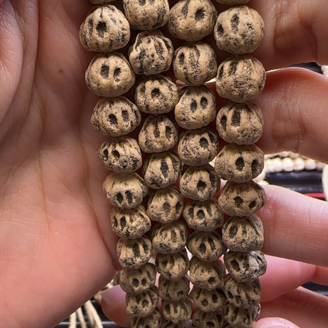 柏香籽/百香籽吊坠古*月