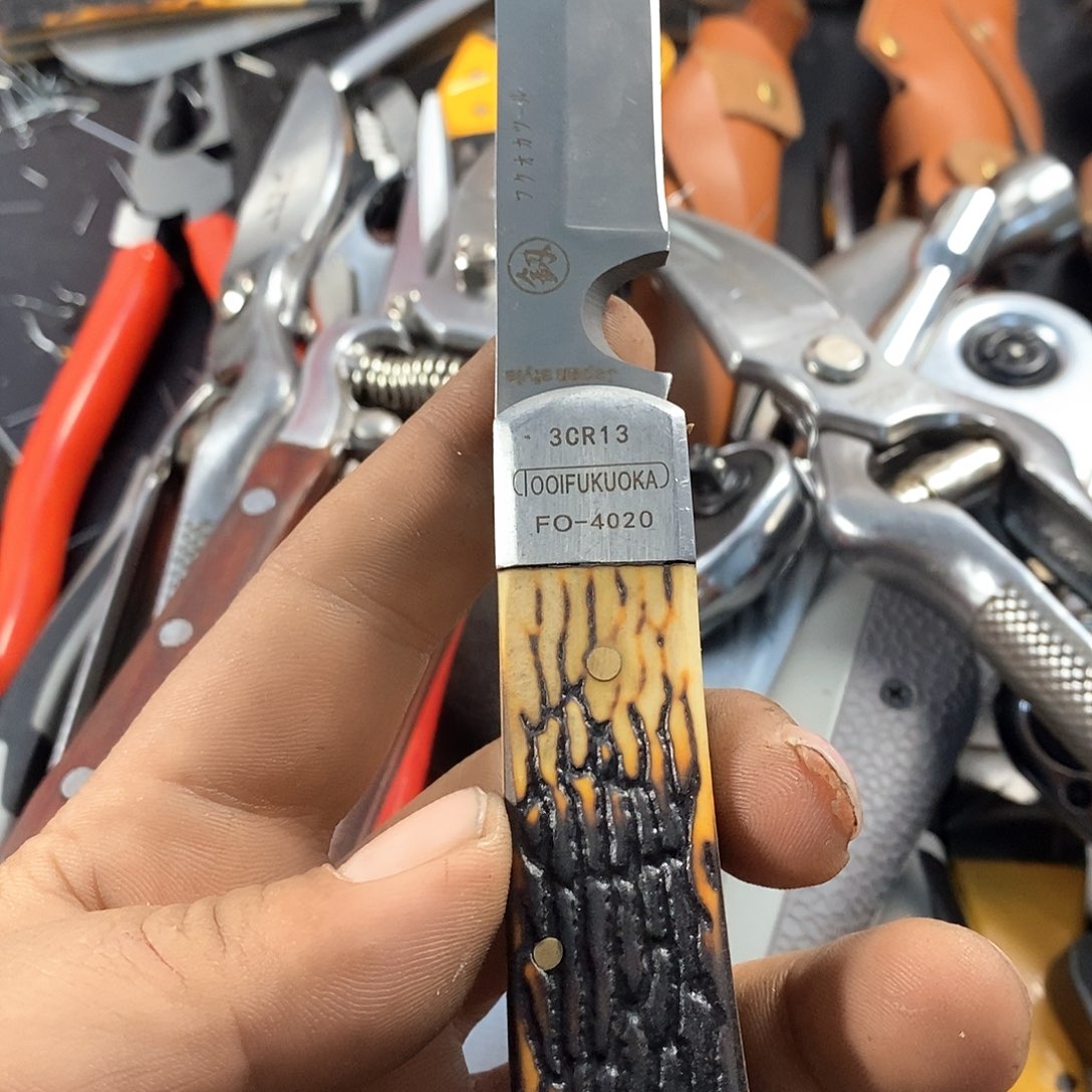 在干嘛我也在洗头发睡觉啊