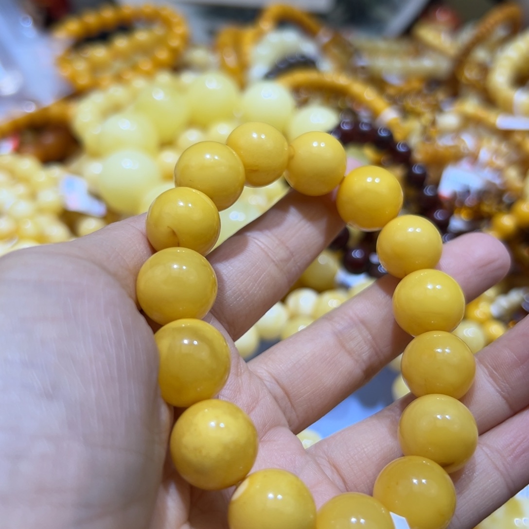 琥珀珠宝奇石未镶嵌