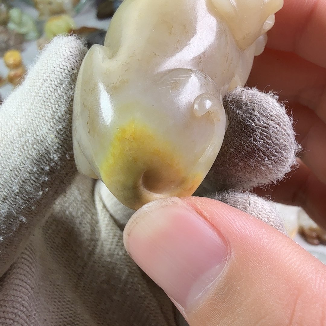 未镶嵌和田玉（糖玉）车挂
