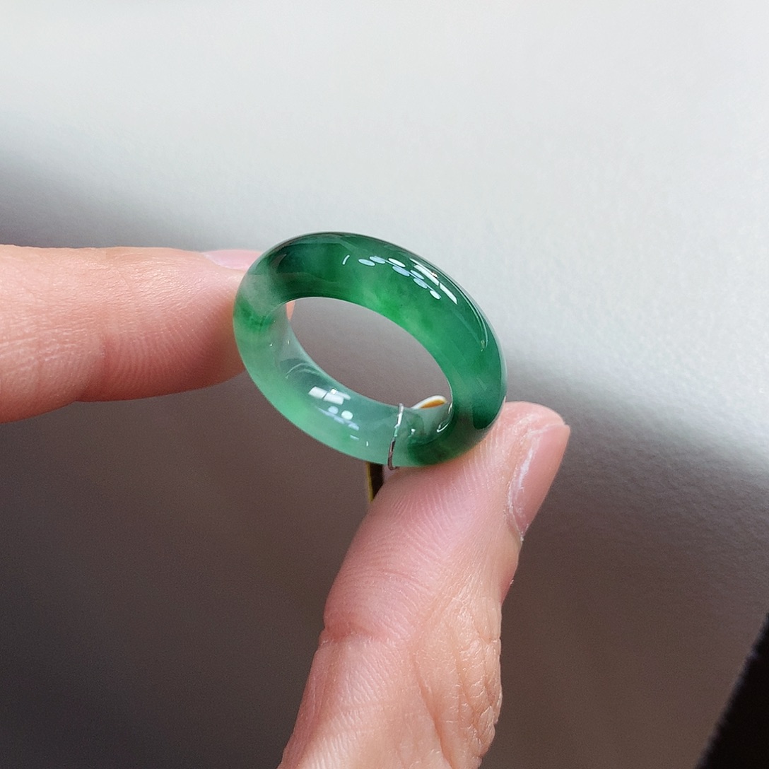 翡翠戒指未镶嵌13号