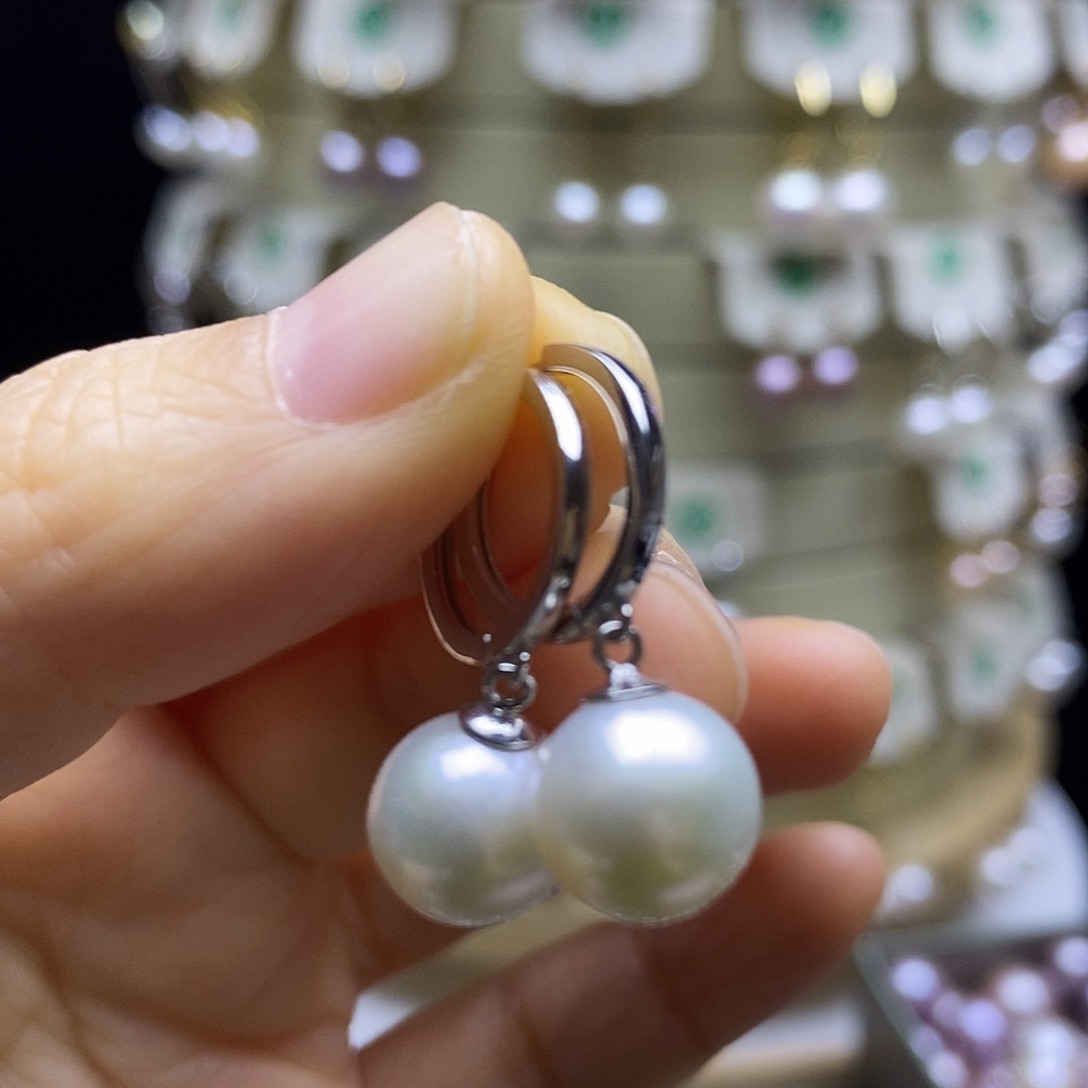 银S925镶嵌淡水珍珠耳饰