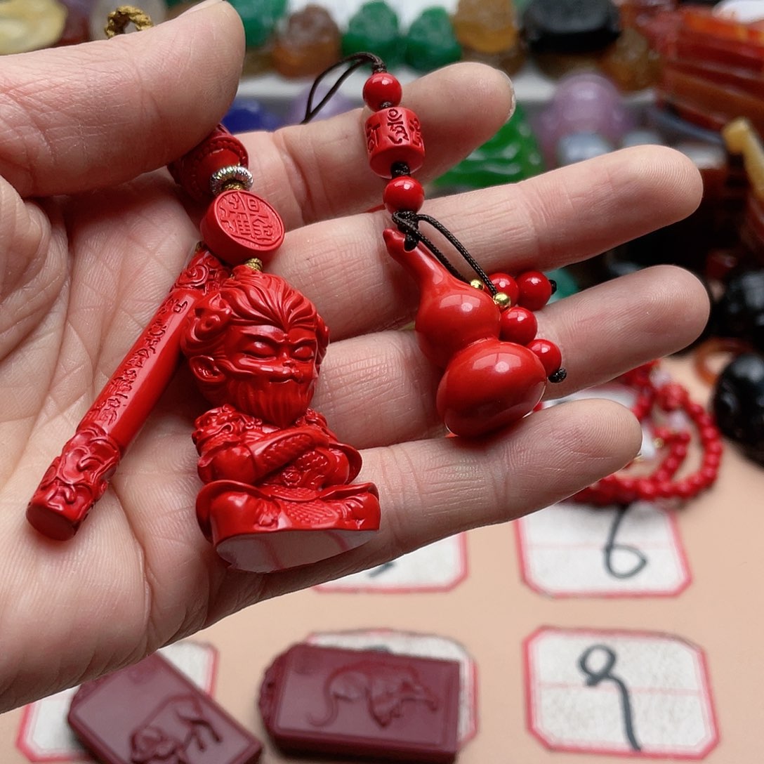 玛瑙/玉髓颈饰合金雲