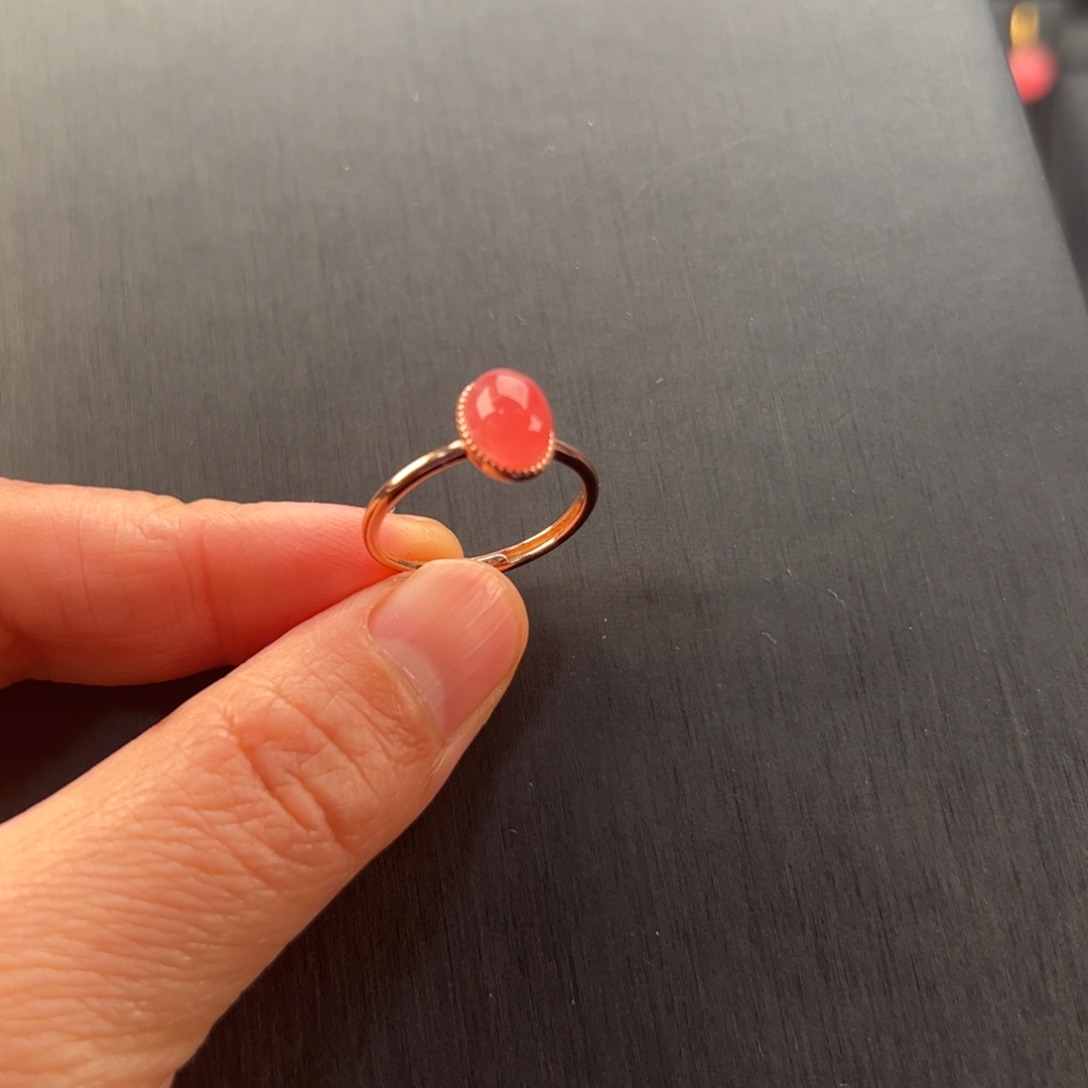 银S925镶嵌菱锰矿（红纹石）戒指兔*