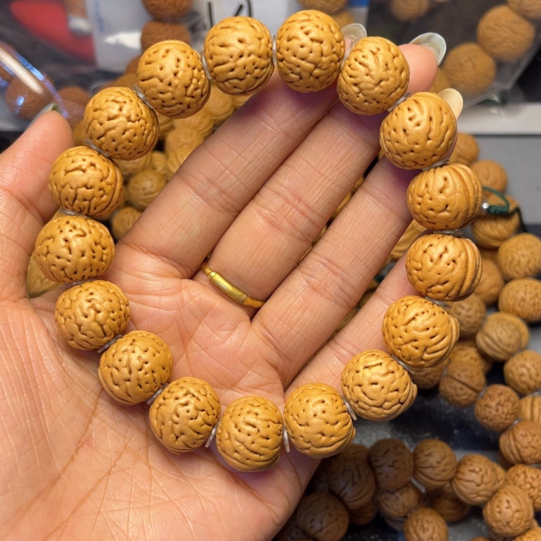 手串桃核16金丹手串