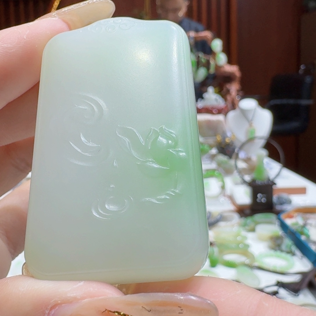 和田玉白底翠一品清莲未镶嵌