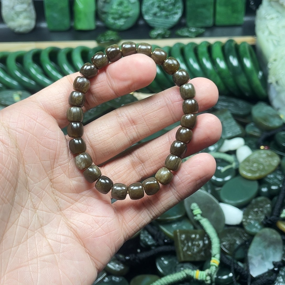 和田玉未镶嵌珠宝奇石