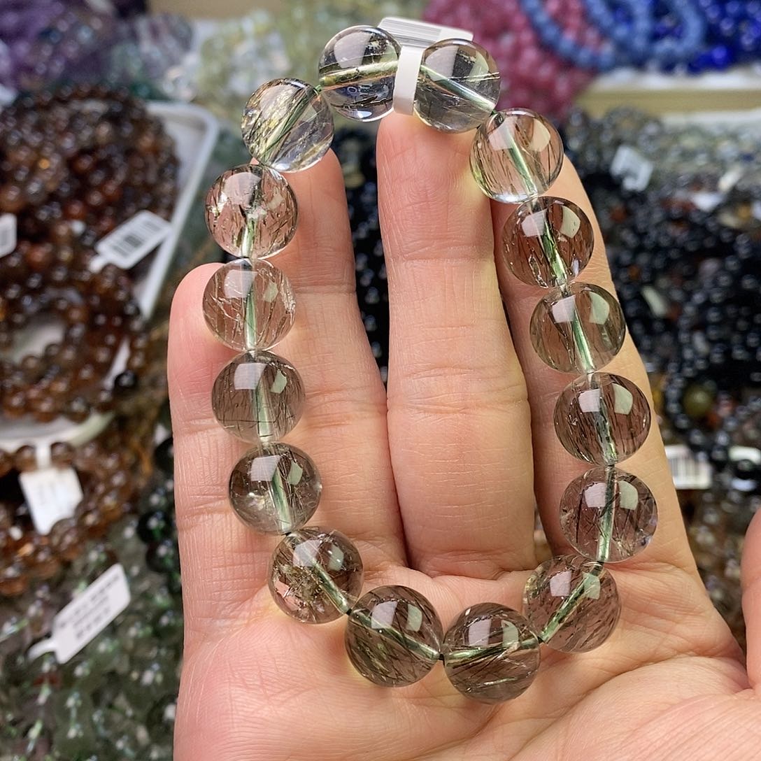 水晶手串未镶嵌每****伽卡13