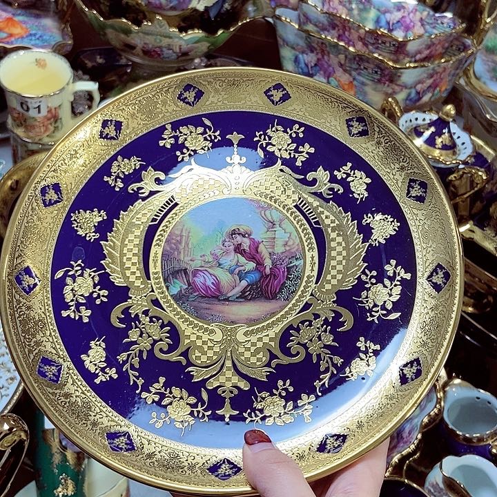 壶微瑕……………………………………