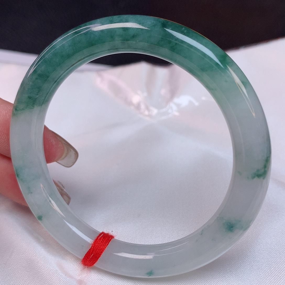 翡翠手镯未镶嵌55 翡翠手镯