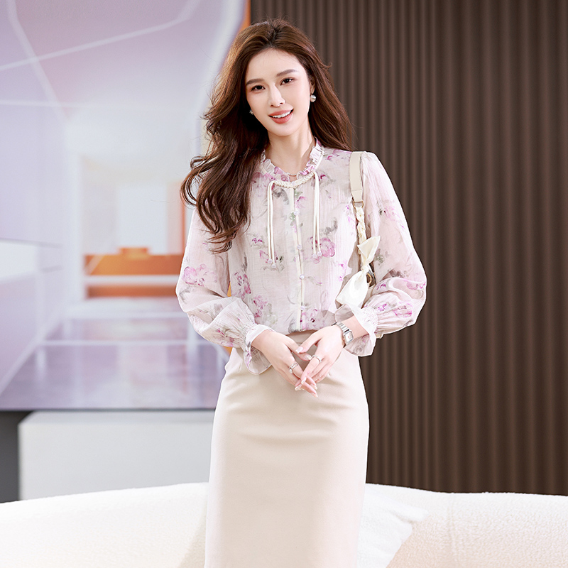 2025春新款新中式印花衬衫女长袖盘扣喇叭袖花边领衬衣蕾丝显瘦