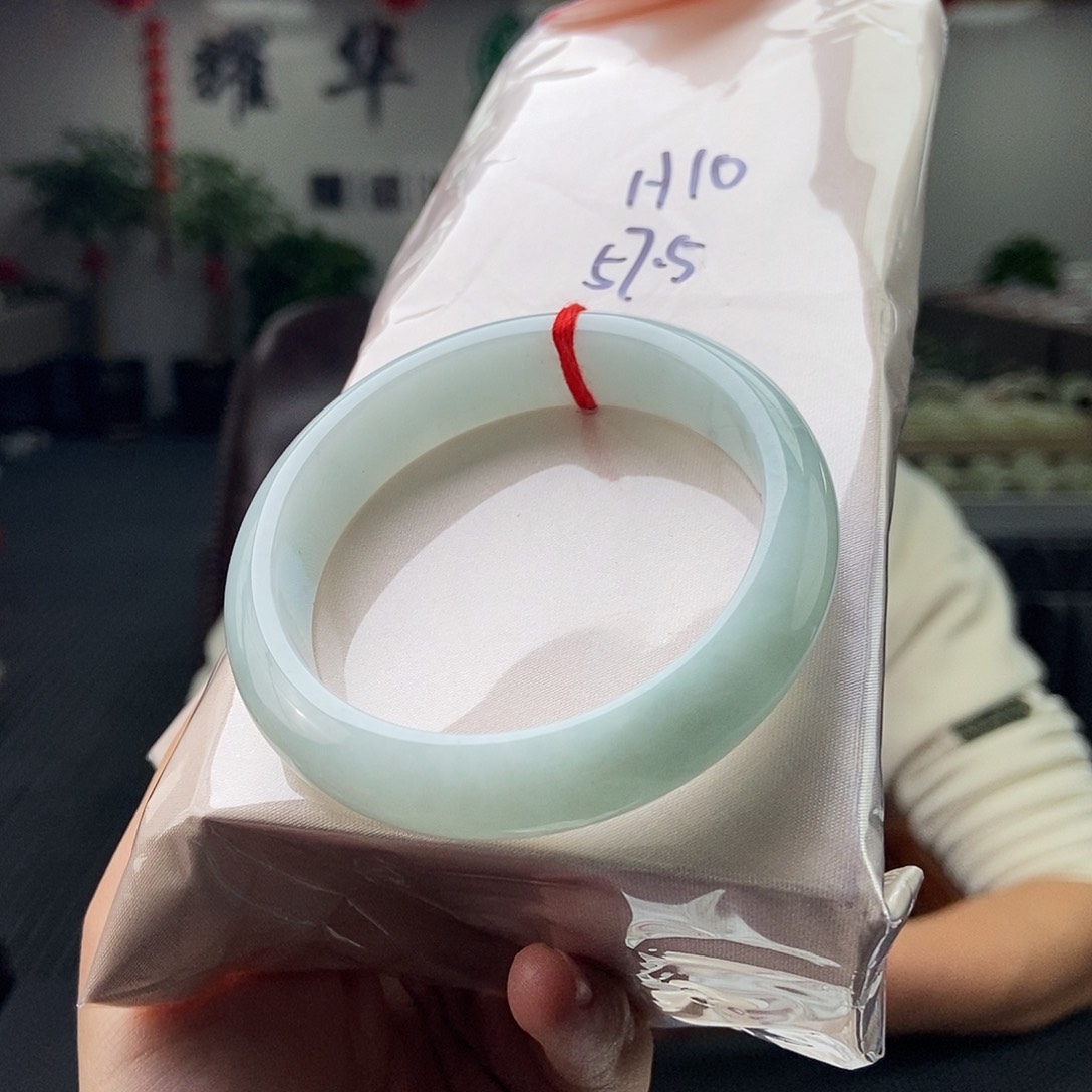 翡翠手镯未镶嵌拍一发一