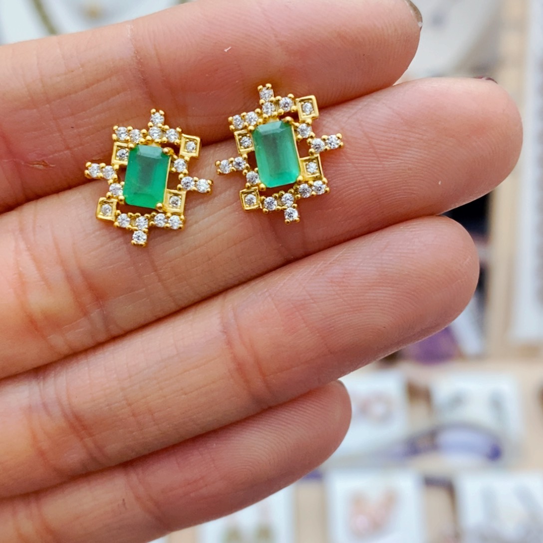 祖母绿耳饰银S925镶嵌