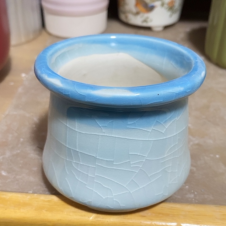 陶盆有孔 瑕疵针孔漏釉介意勿拍外口 7.5外高8