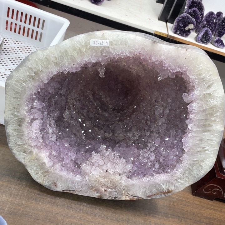 水晶摆件未镶嵌捡漏