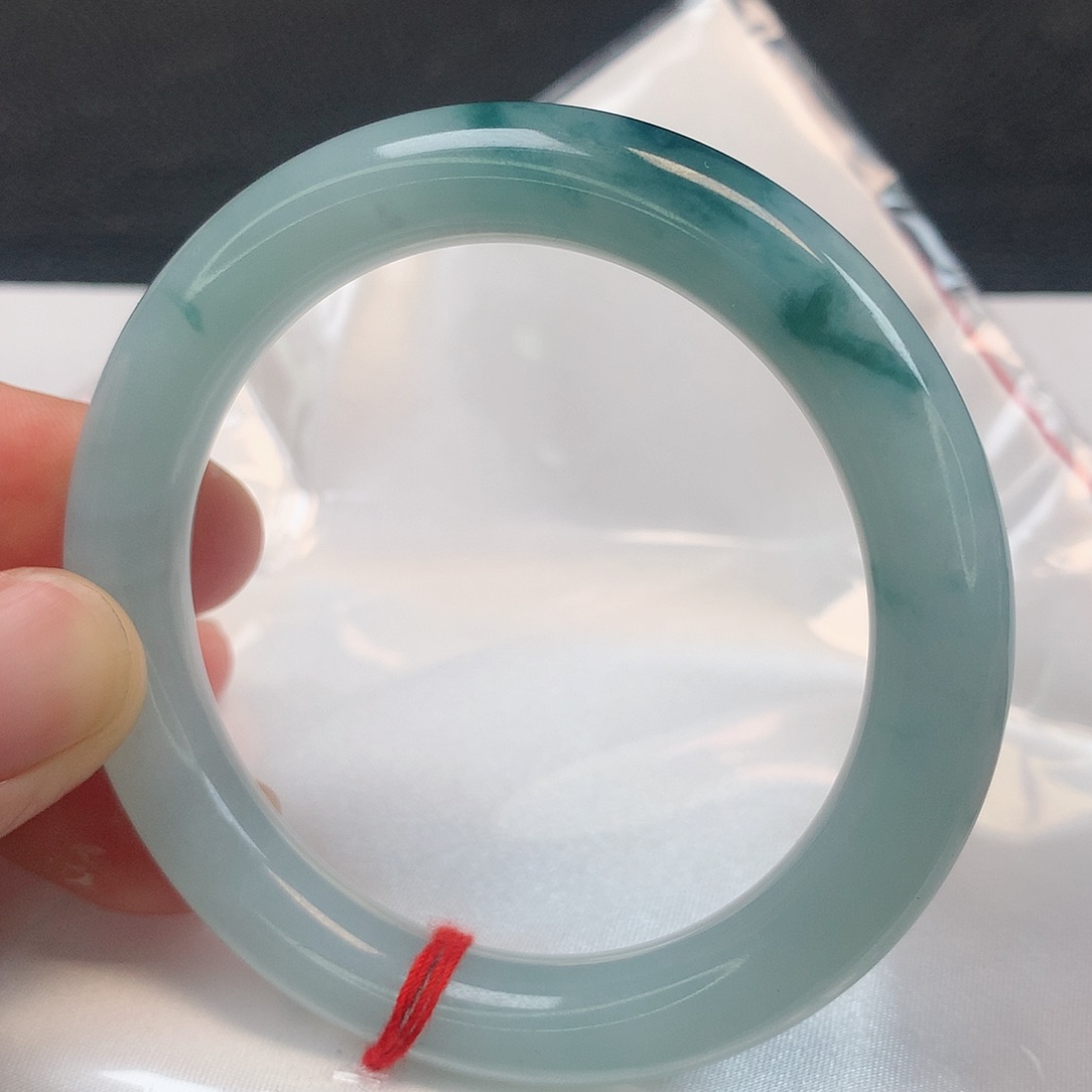 翡翠手镯（圆镯）未镶嵌330号