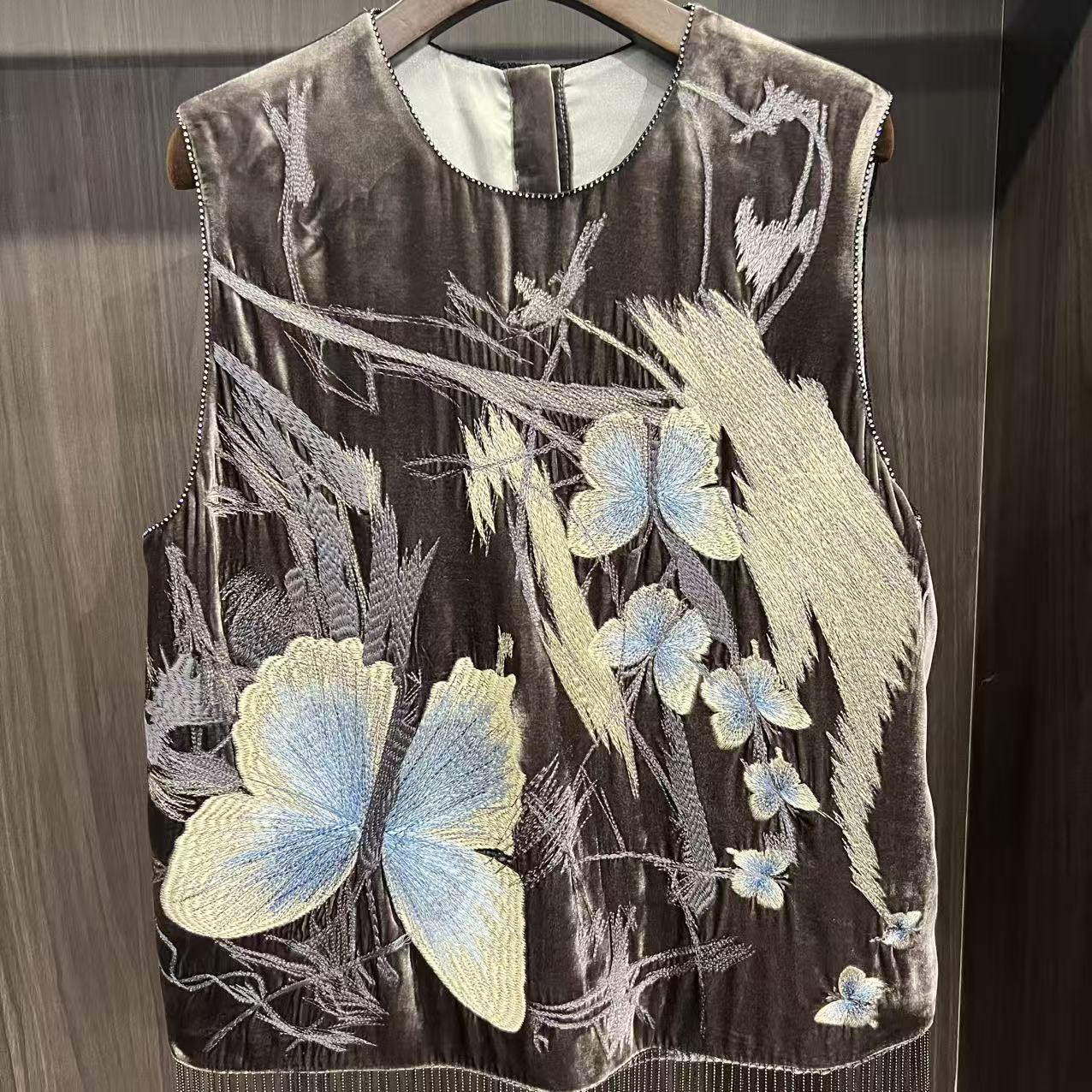 宇妙香云纱  2025新款蝴蝶丝绒女装  新中式流苏女士坎肩