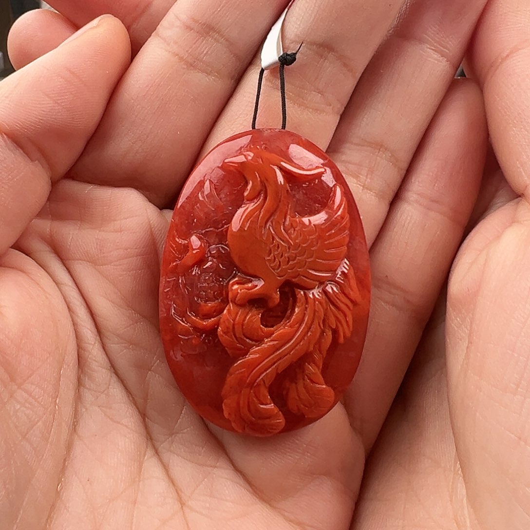 南红玛瑙吊坠未镶嵌