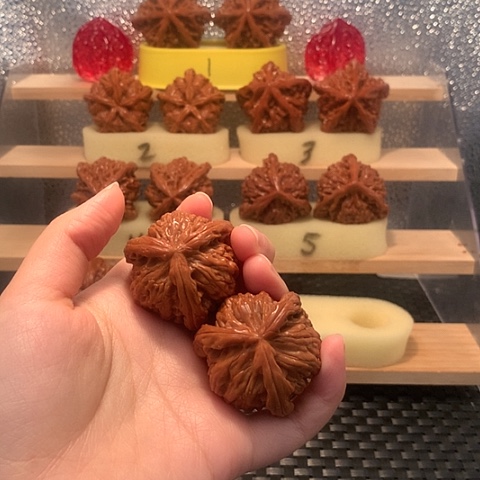 吊坠猴头核桃白狮子