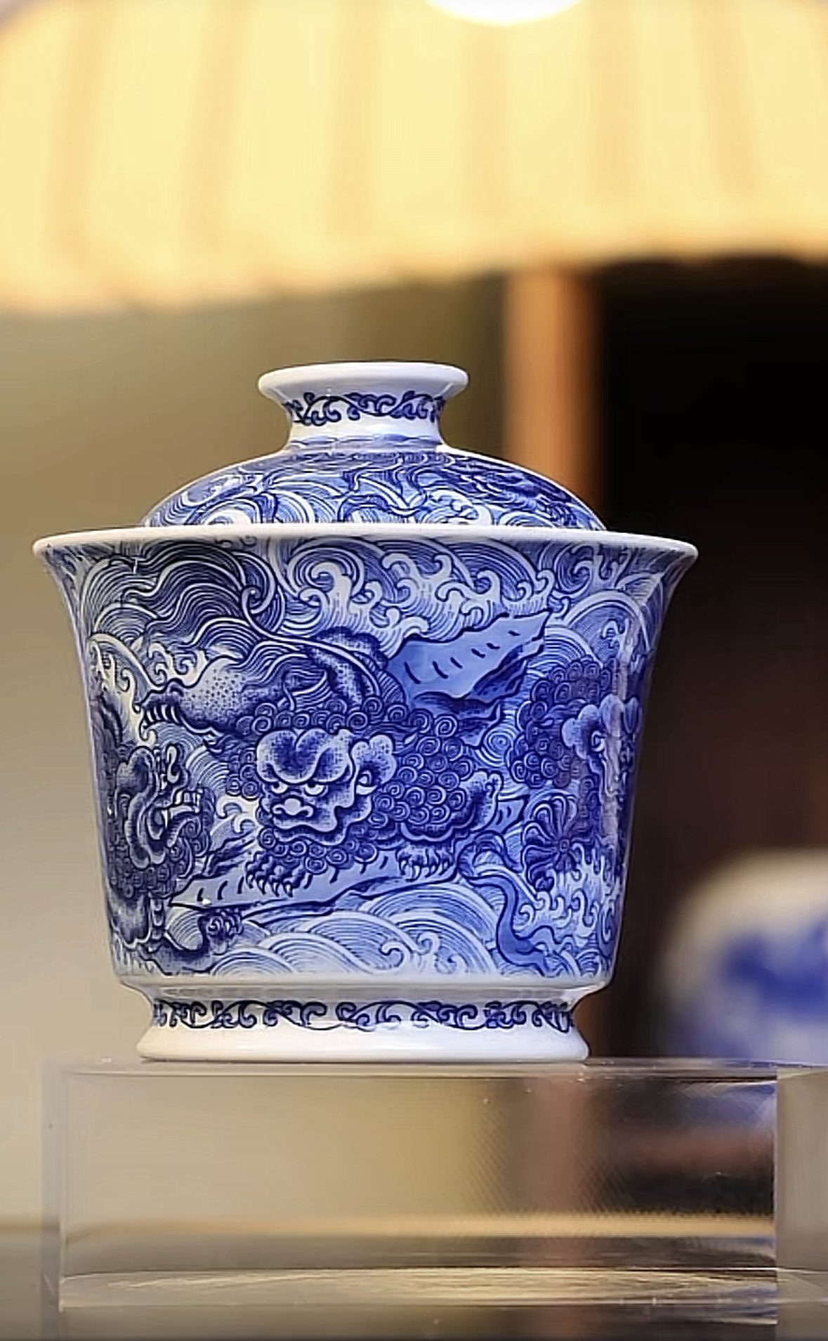 九妙 窑主亲工海水狮子马蹄盖碗