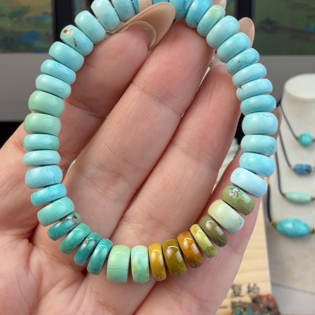 绿松石未镶嵌珠宝奇石