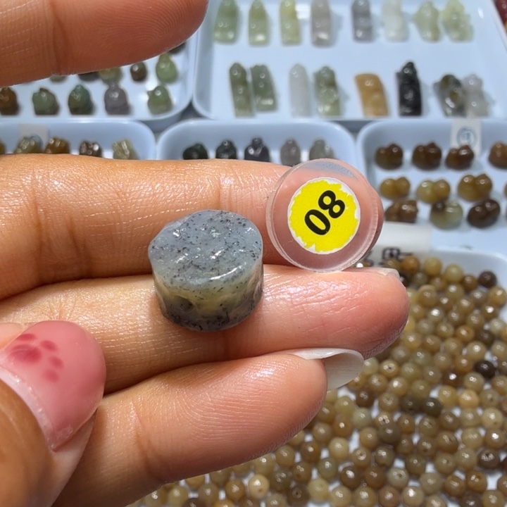 和田玉未镶嵌珠宝奇石