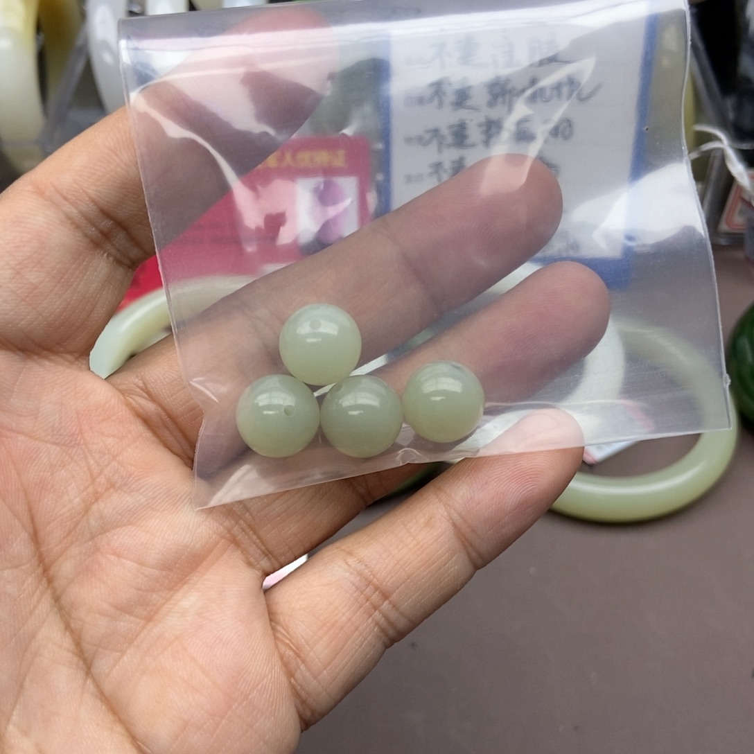 和田玉吊坠(不含链)未镶嵌睡*香