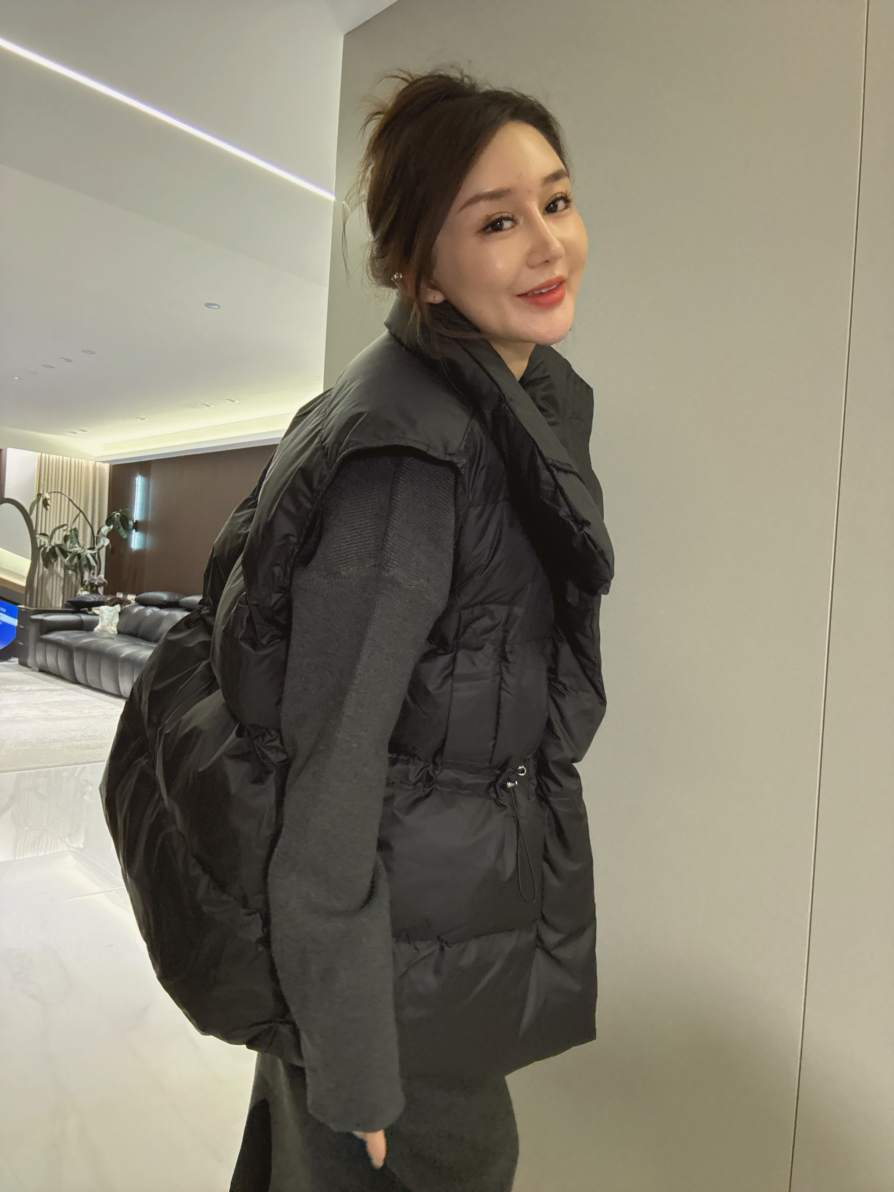 黑色百搭宽松型宽松马甲