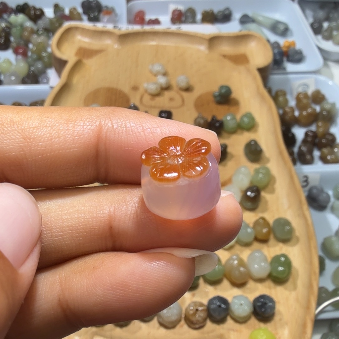 和田玉未镶嵌珠宝奇石