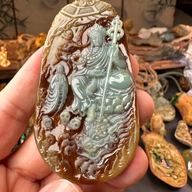 地藏王菩萨特色孤品翡翠吊坠
