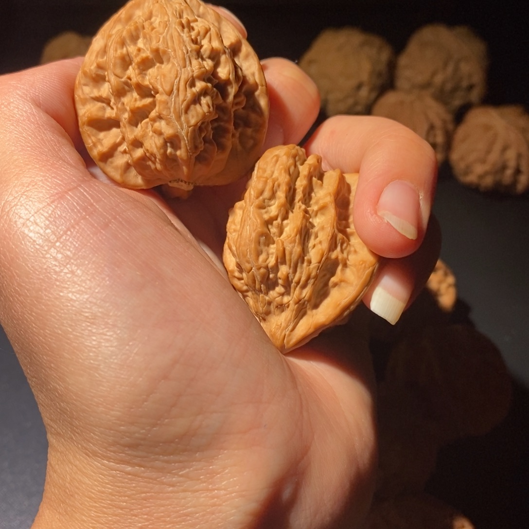 小***骨文玩核桃吊坠火焰马蹄