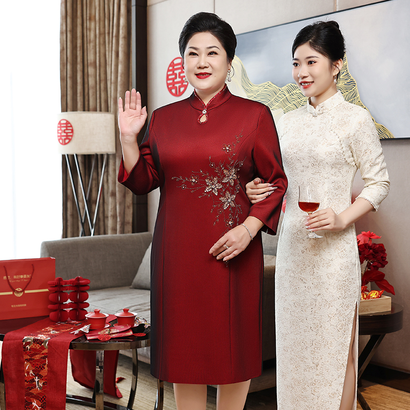 气质妈妈装喜婆婆婚宴礼服高贵中式改良版旗袍裙中年女高档连衣裙