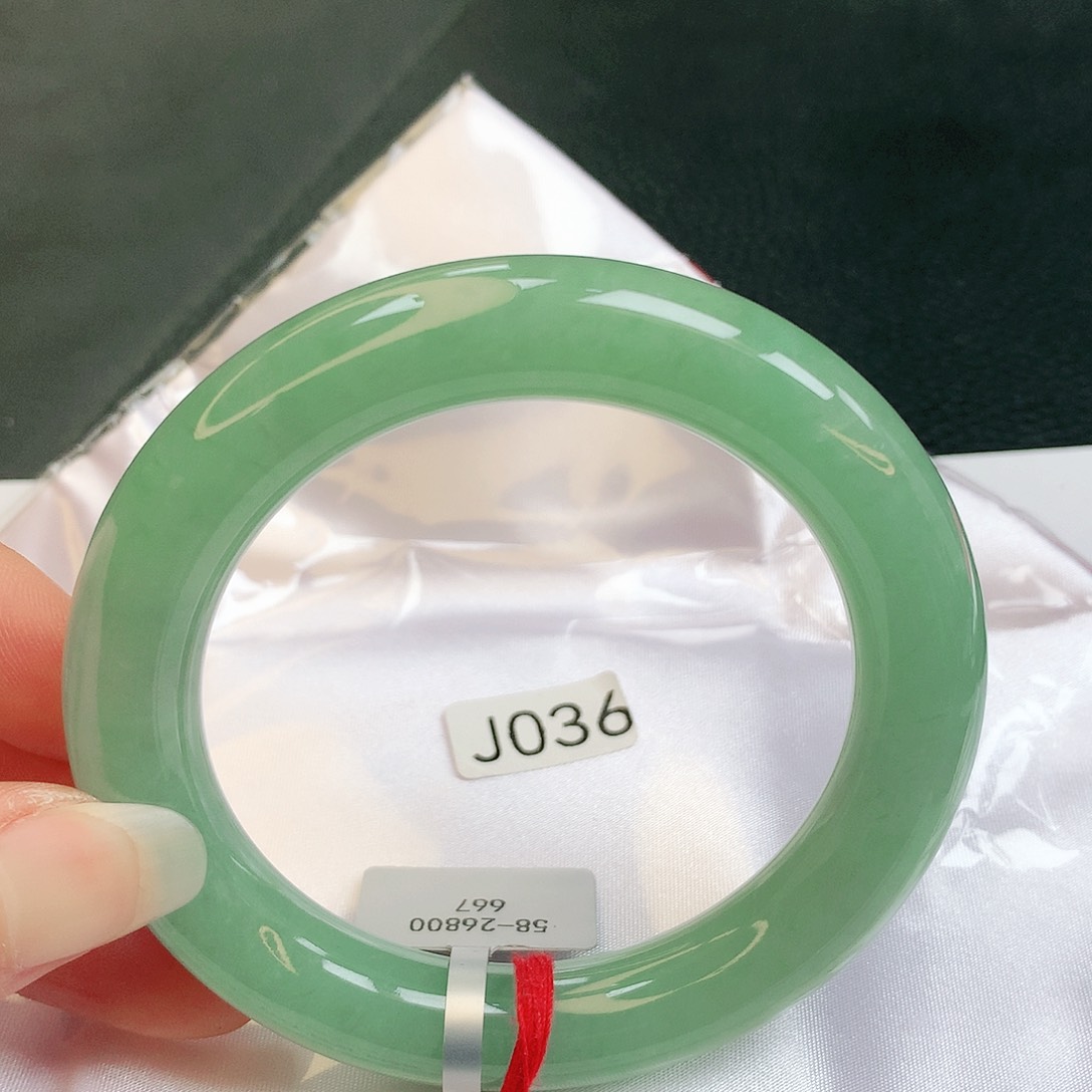 【闪购商品】翡翠手镯未镶嵌缅甸天然a货翡翠