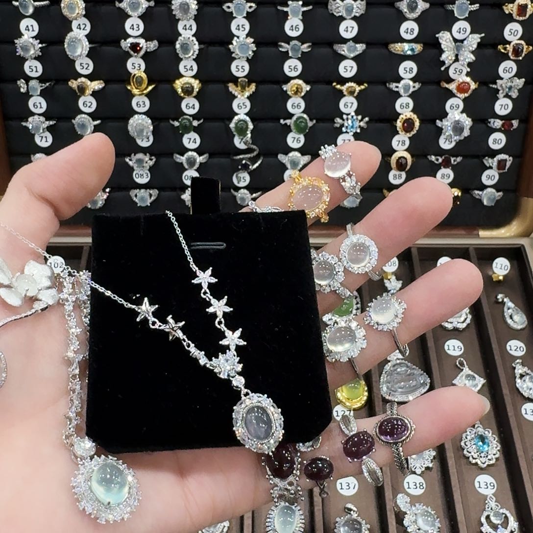 芙蓉石颈饰银S925镶嵌C**C