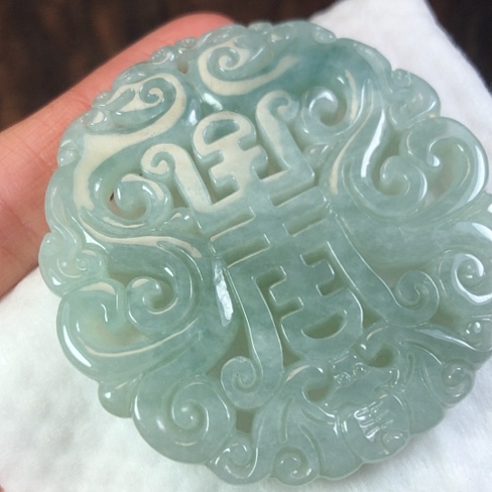 翡翠未镶嵌颈饰缅甸A货，每天下午1点半开播