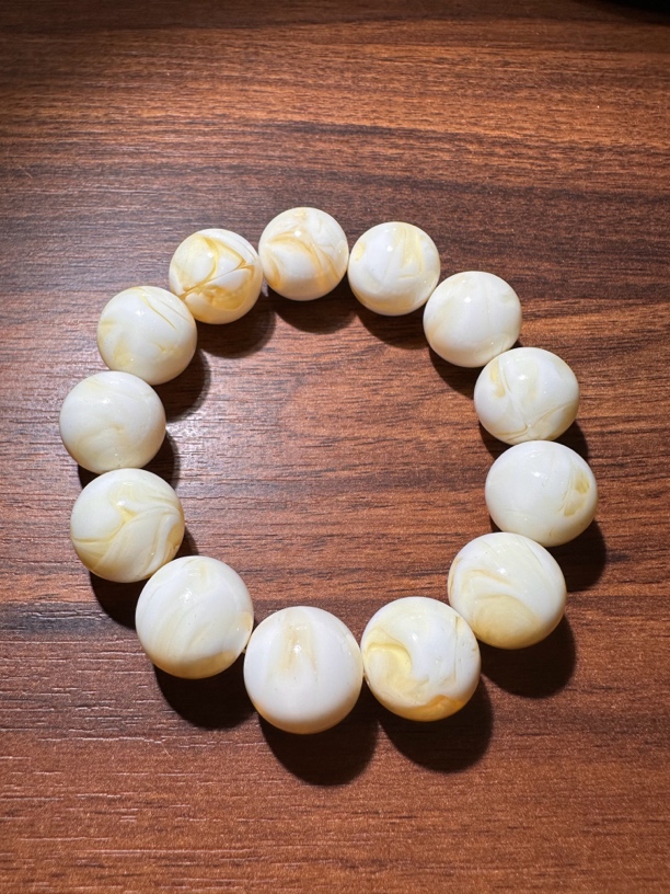 江江推荐-瓷白蜜蜡手串ML0026