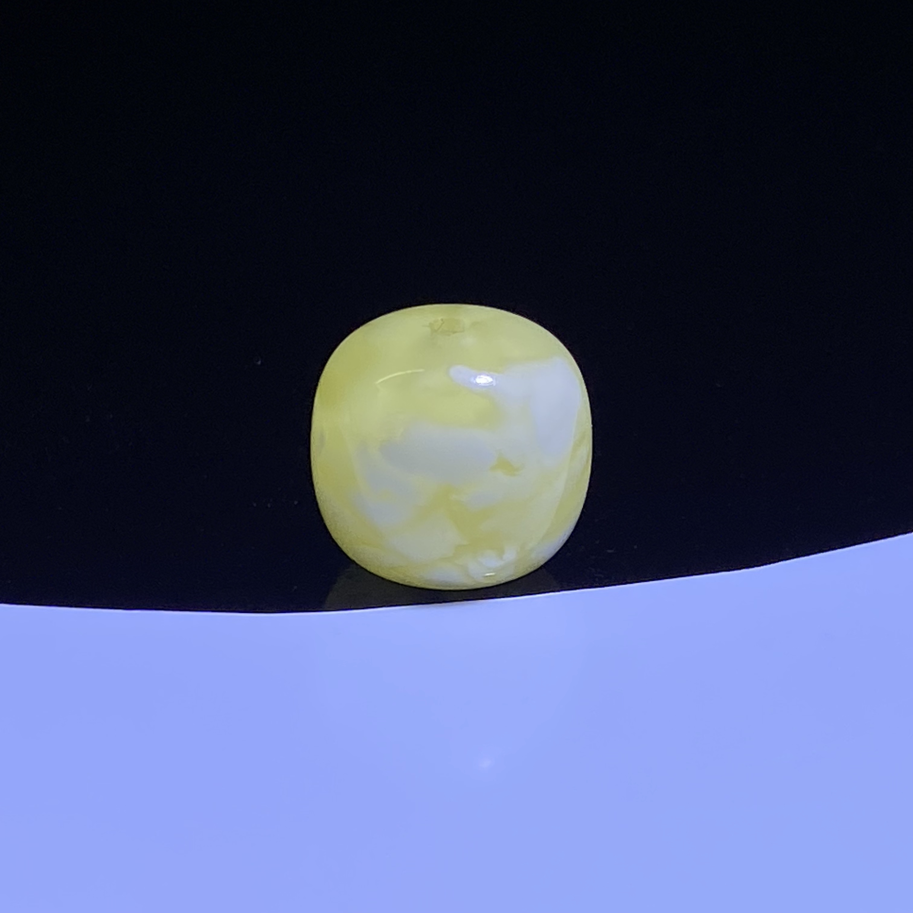 琥珀蜜蜡瓷白妖花老型单珠12mm全品上串妖