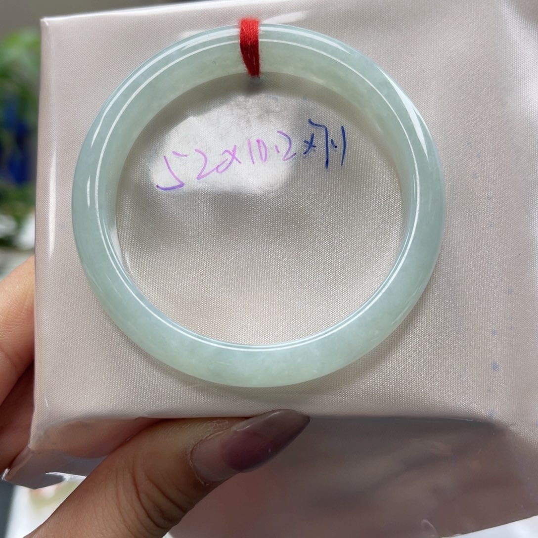 未镶嵌手镯翡翠翡翠