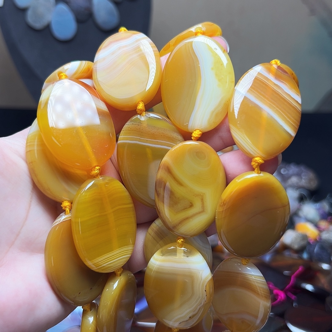 玛瑙/玉髓合金珠宝半成品D220，枫叶黄天然缠丝玛瑙一条