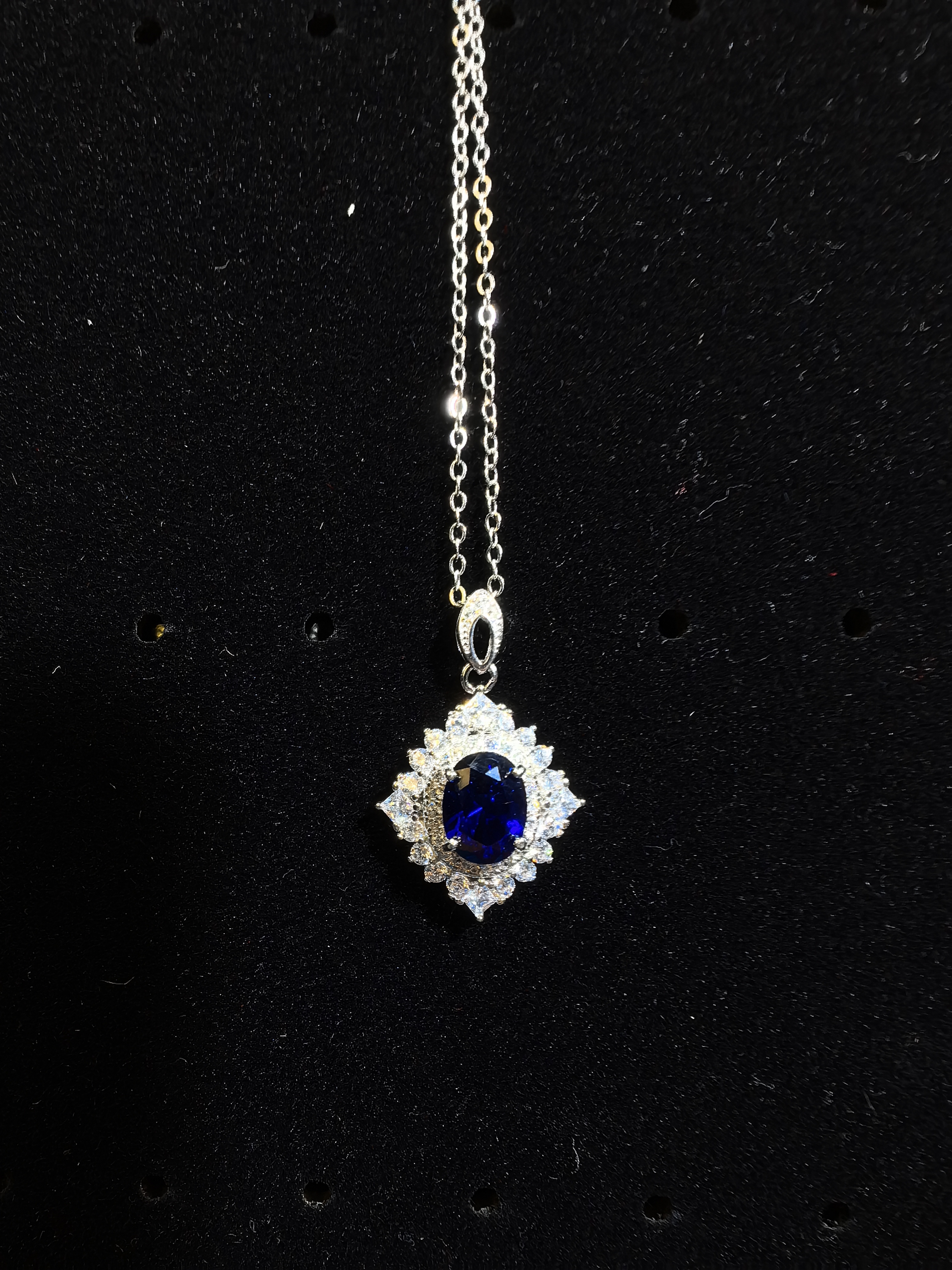 s925银镶嵌蓝宝石吊坠