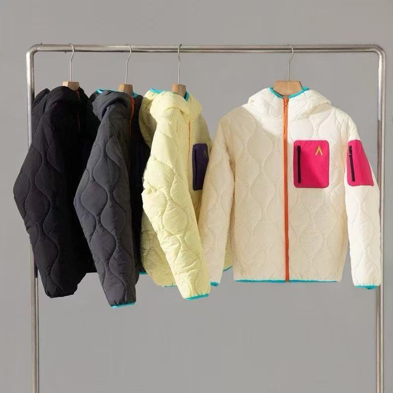 情侣款多巴胺色系 冬男女防风防水撞色口袋轻盈保暖连帽棉衣棉服