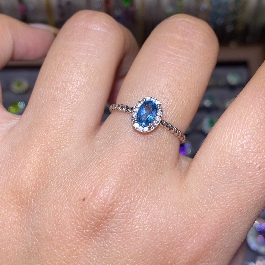 托帕石戒指银S925镶嵌